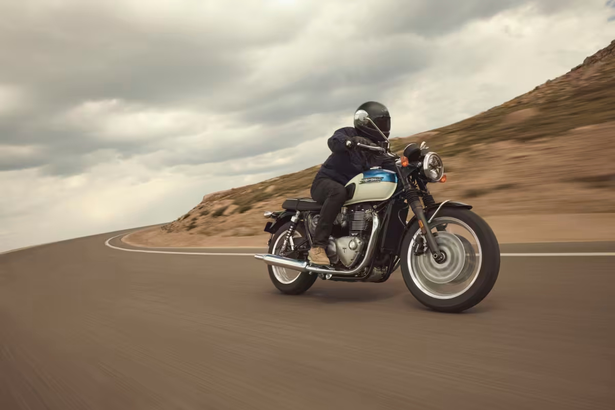 Bonneville T120