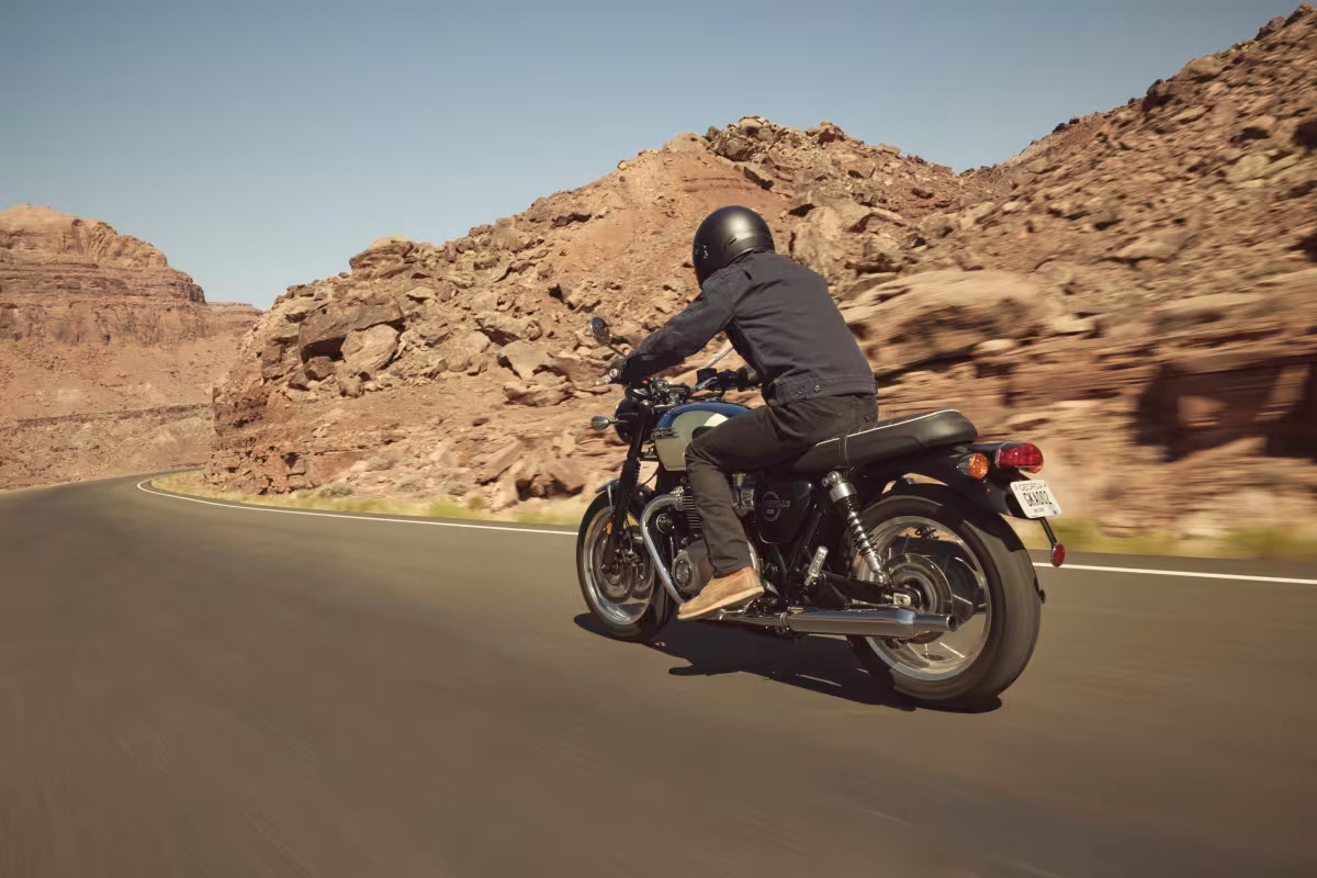 Bonneville T120