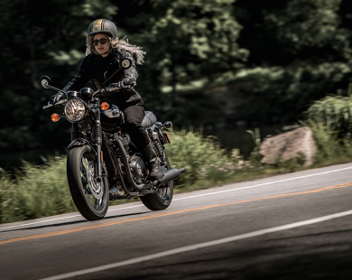 Bonneville T100 Black