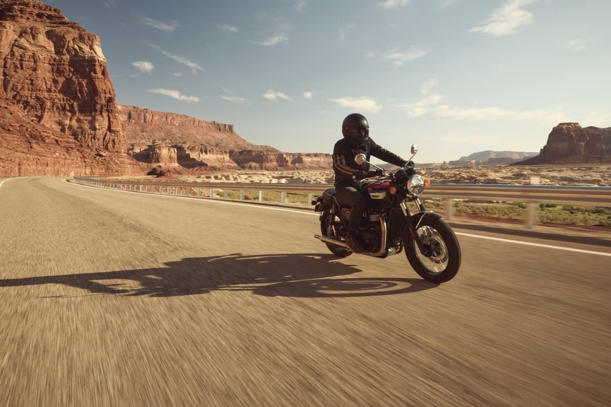 Bonneville T100