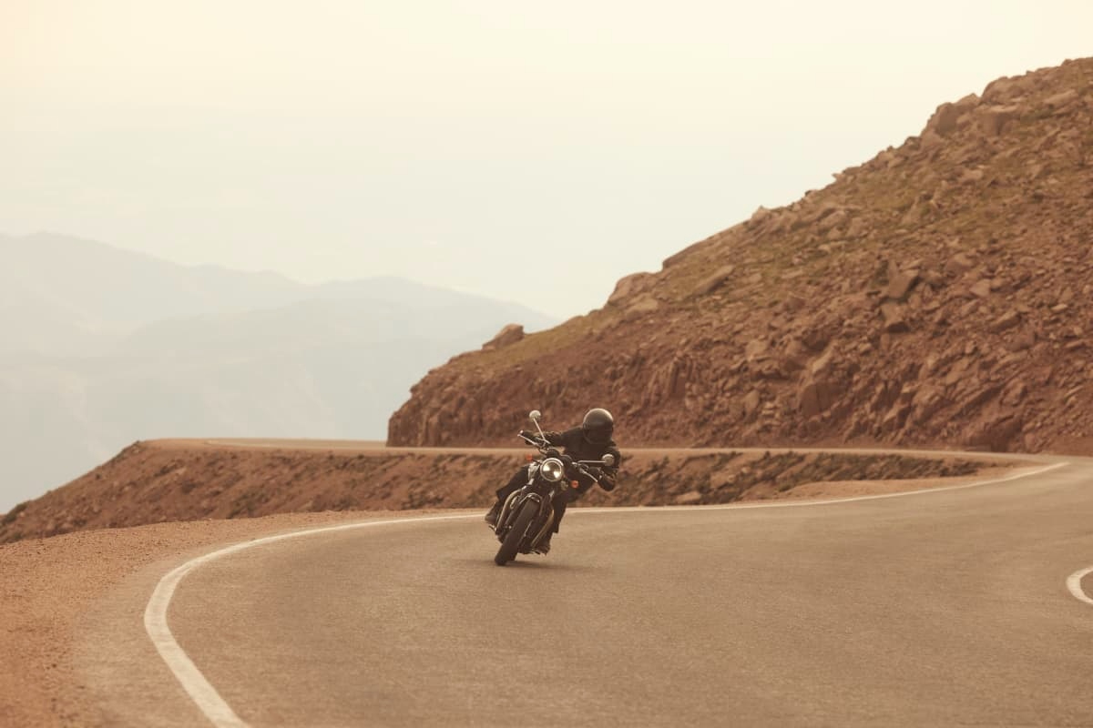 Bonneville T100
