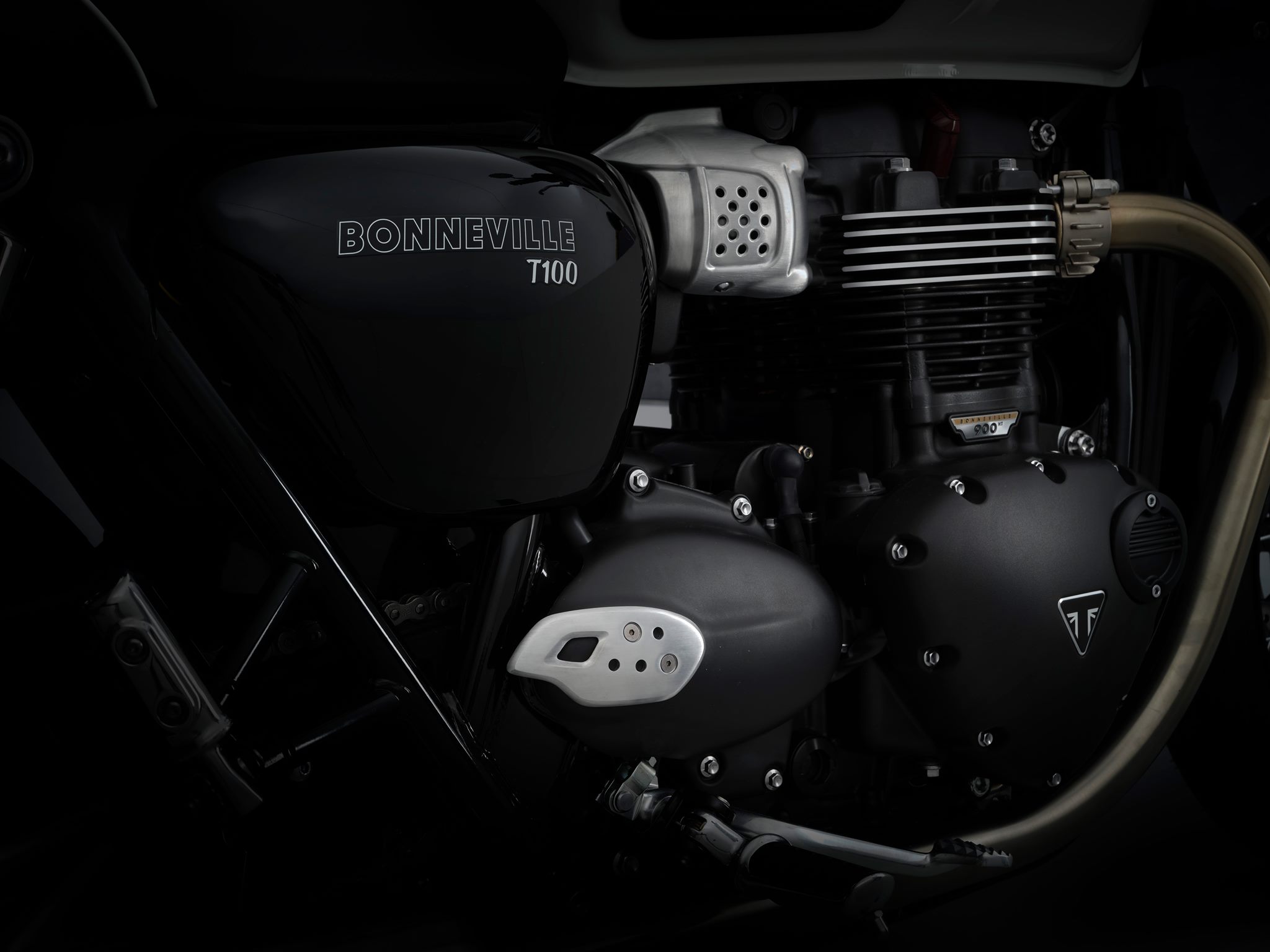 Bonneville T100