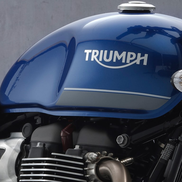 Speed Twin 900