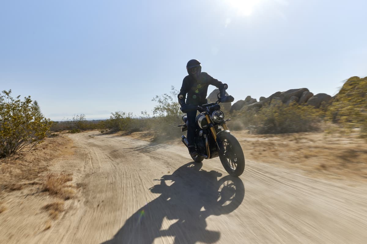 SCRAMBLER 400 X
