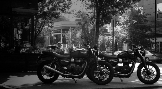 MÔ-TÔ TRIUMPH STREET TWIN 2019 - CHIẾN MÃ HOÀN HẢO ĐẦU TIÊN 