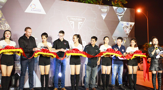 Triumph Motorcycles Ra Mắt Đại Lý Chính Hãng Tại Hà Nội