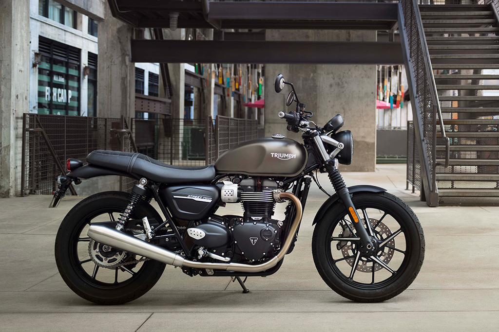 Đánh giá Triumph Street Twin 900 2016 Khó có thể đàn ông hơn